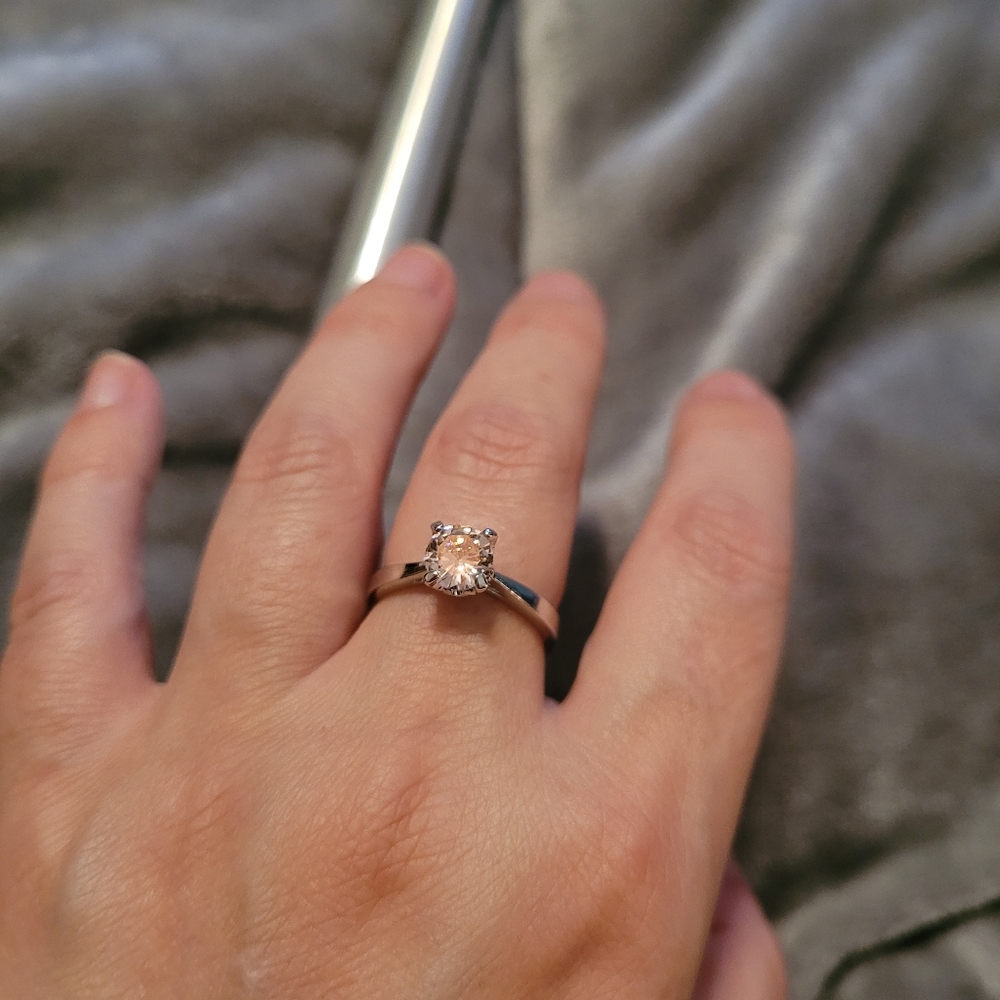 Ring - Picture 5 of 6